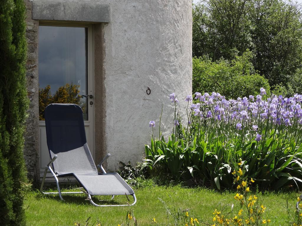 La Tour du Moulin Géant Bed and Breakfast Rochefort-sur-Loire Exterior foto